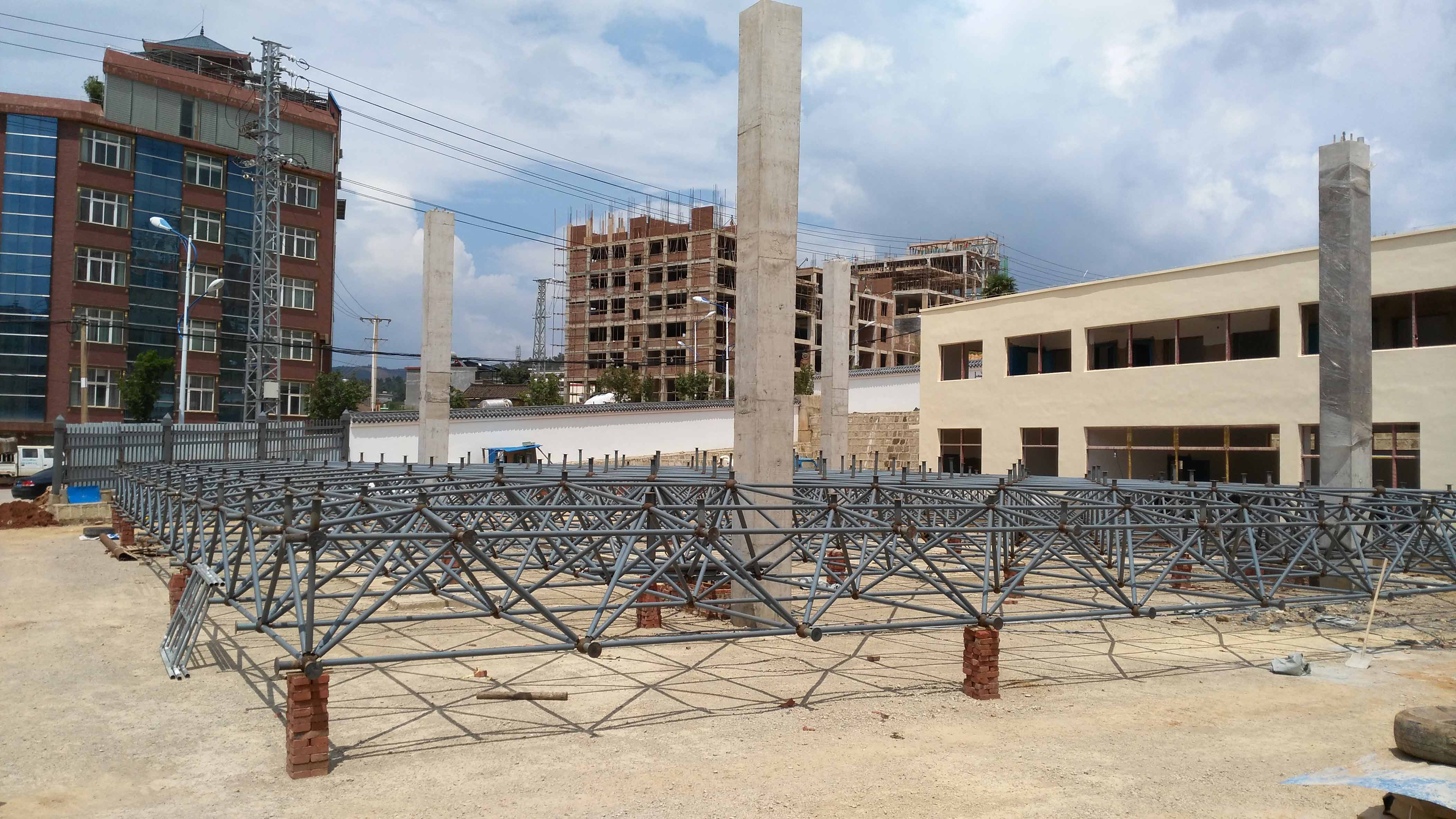 青岛小型加油站网架